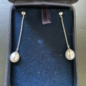 Tiffany & Co. Signature Pearl Collection - Pearl Drop Earrings